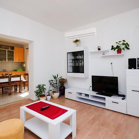 Apartment Ruza Лопар Екстериор снимка